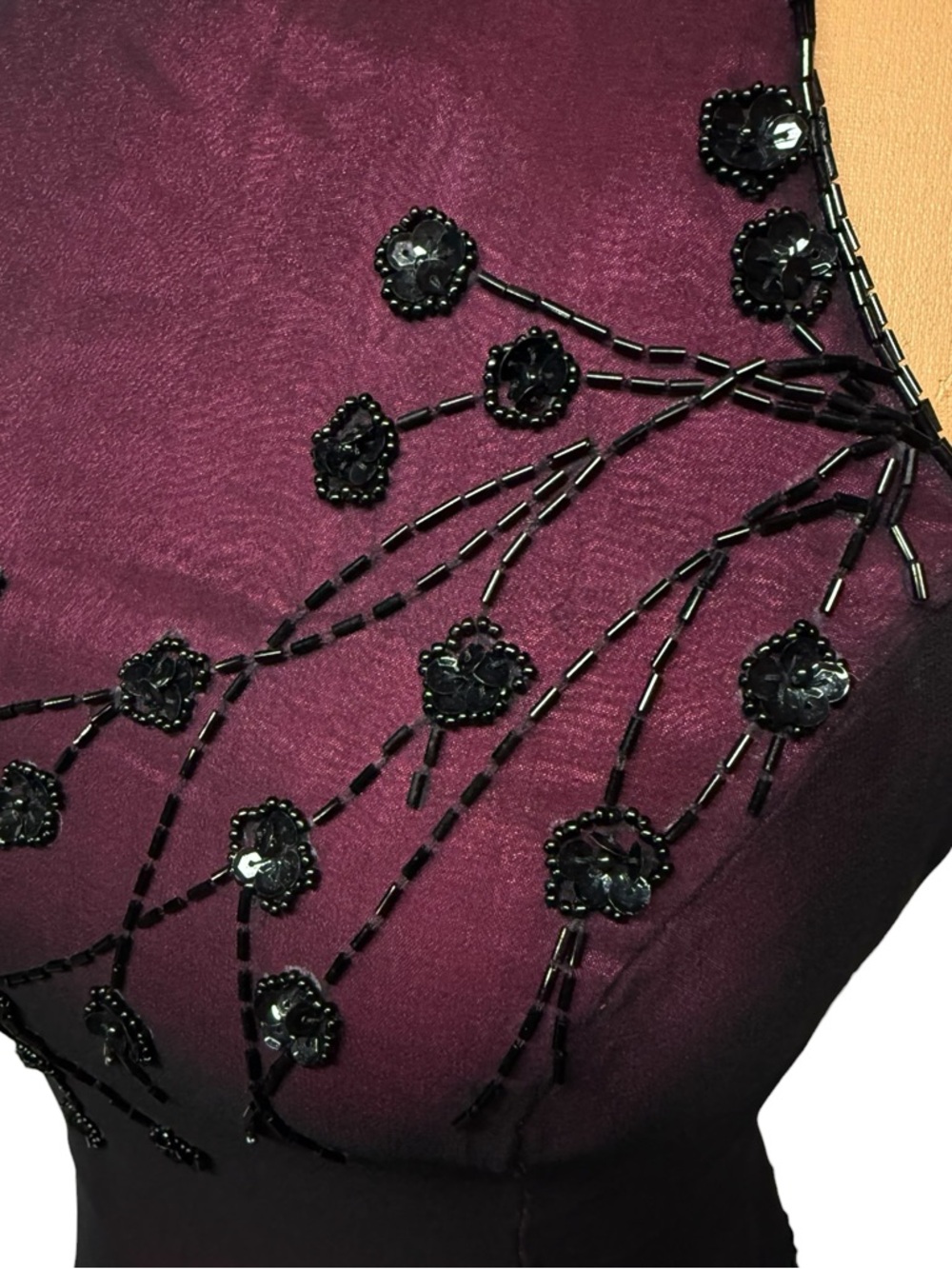 Sleeveless Embellished Plum Maxi Dress - Picture 4 of 11